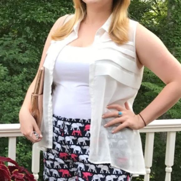 New Directions sheer white sleeveless button front top size L EUC - Picture 2 of 15